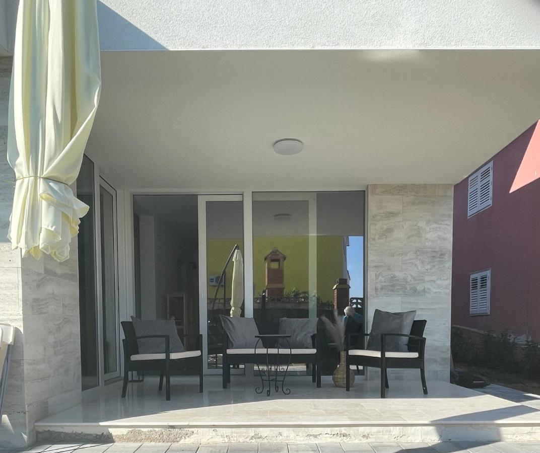 Vila Regina Apartment Rex With Swimming Pool 耶泽拉 外观 照片