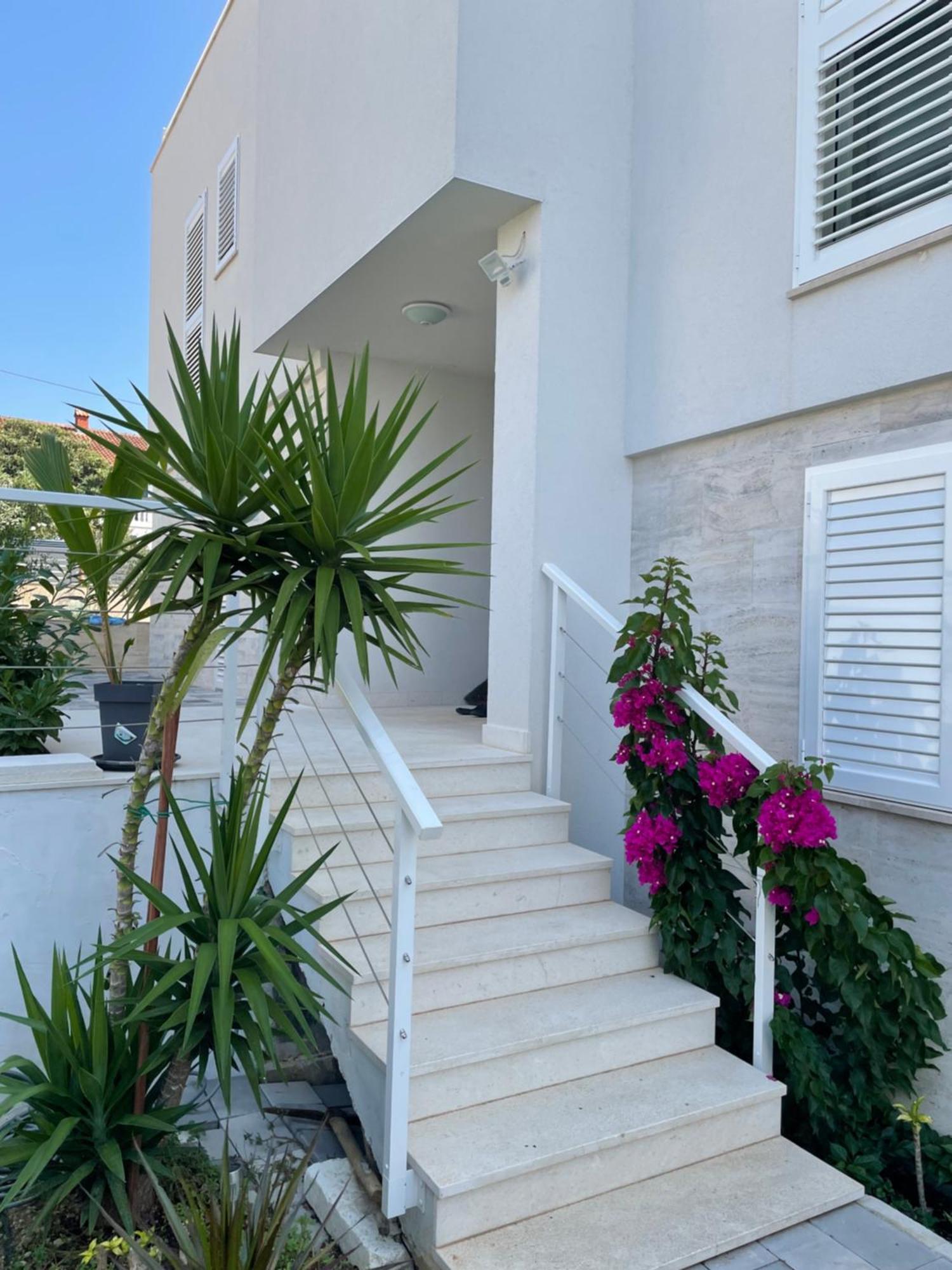 Vila Regina Apartment Rex With Swimming Pool 耶泽拉 外观 照片