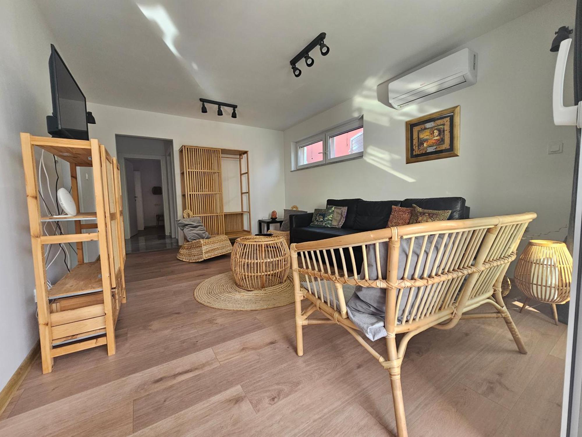 Vila Regina Apartment Rex With Swimming Pool 耶泽拉 外观 照片