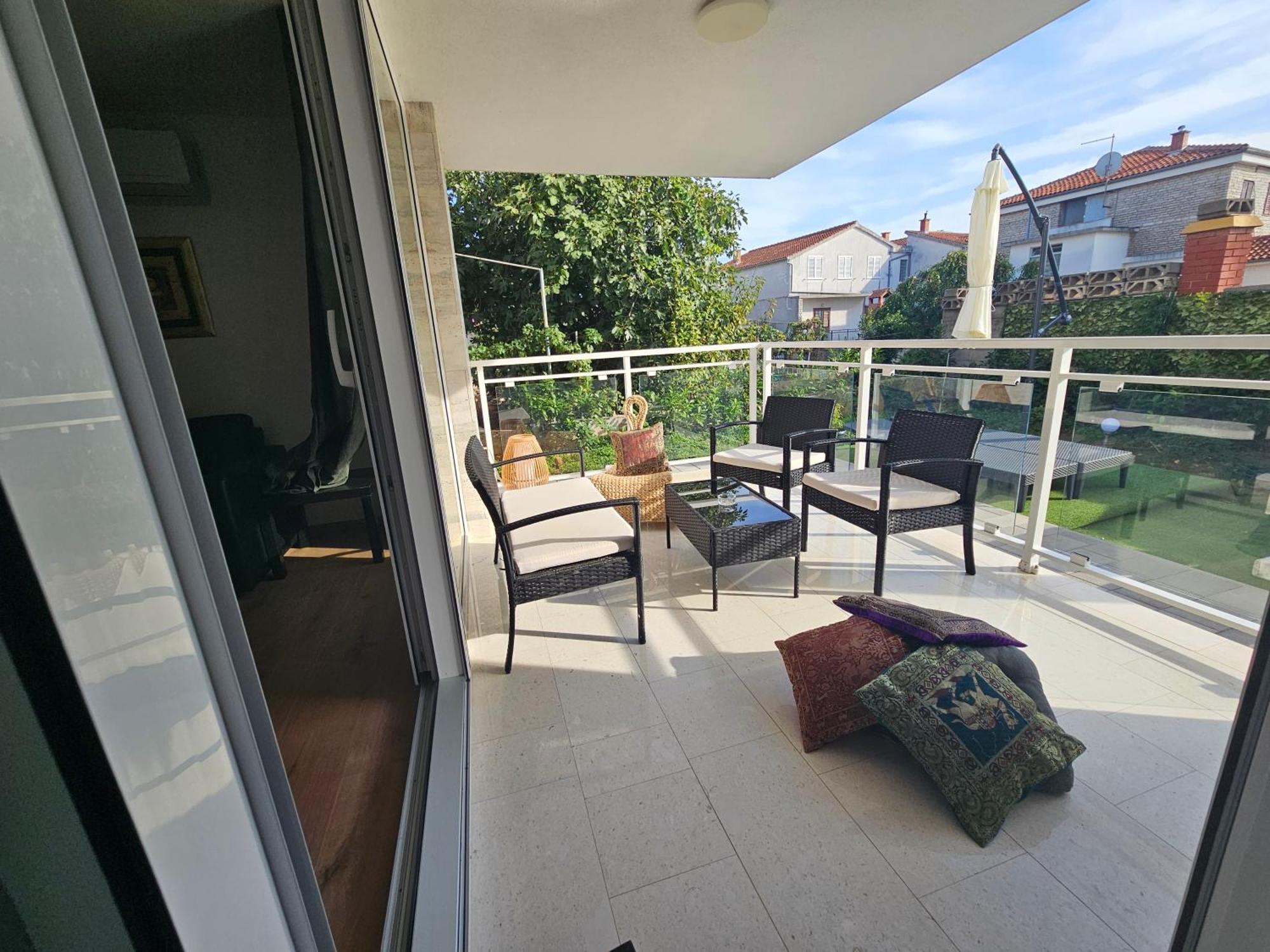 Vila Regina Apartment Rex With Swimming Pool 耶泽拉 外观 照片