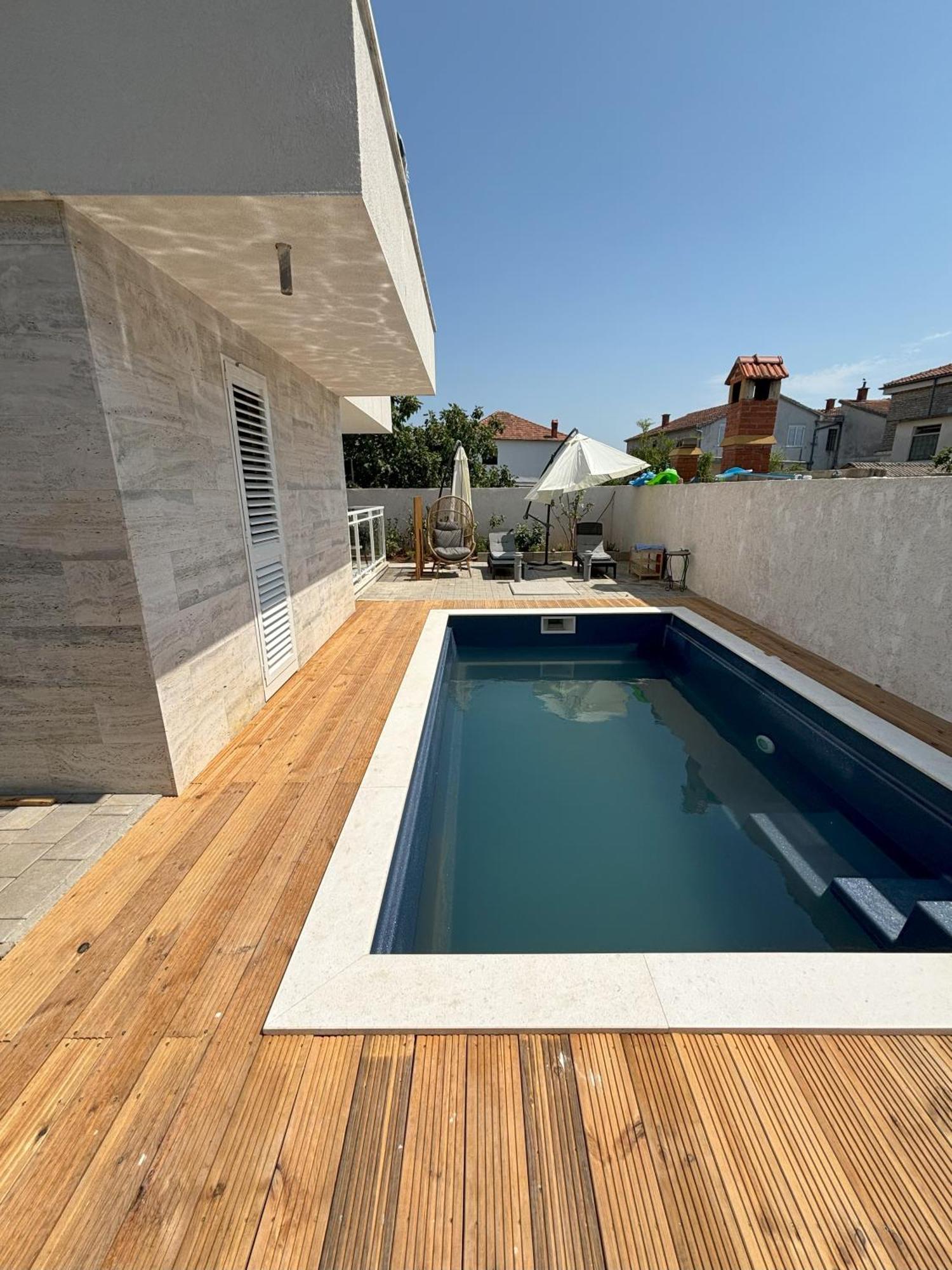 Vila Regina Apartment Rex With Swimming Pool 耶泽拉 外观 照片