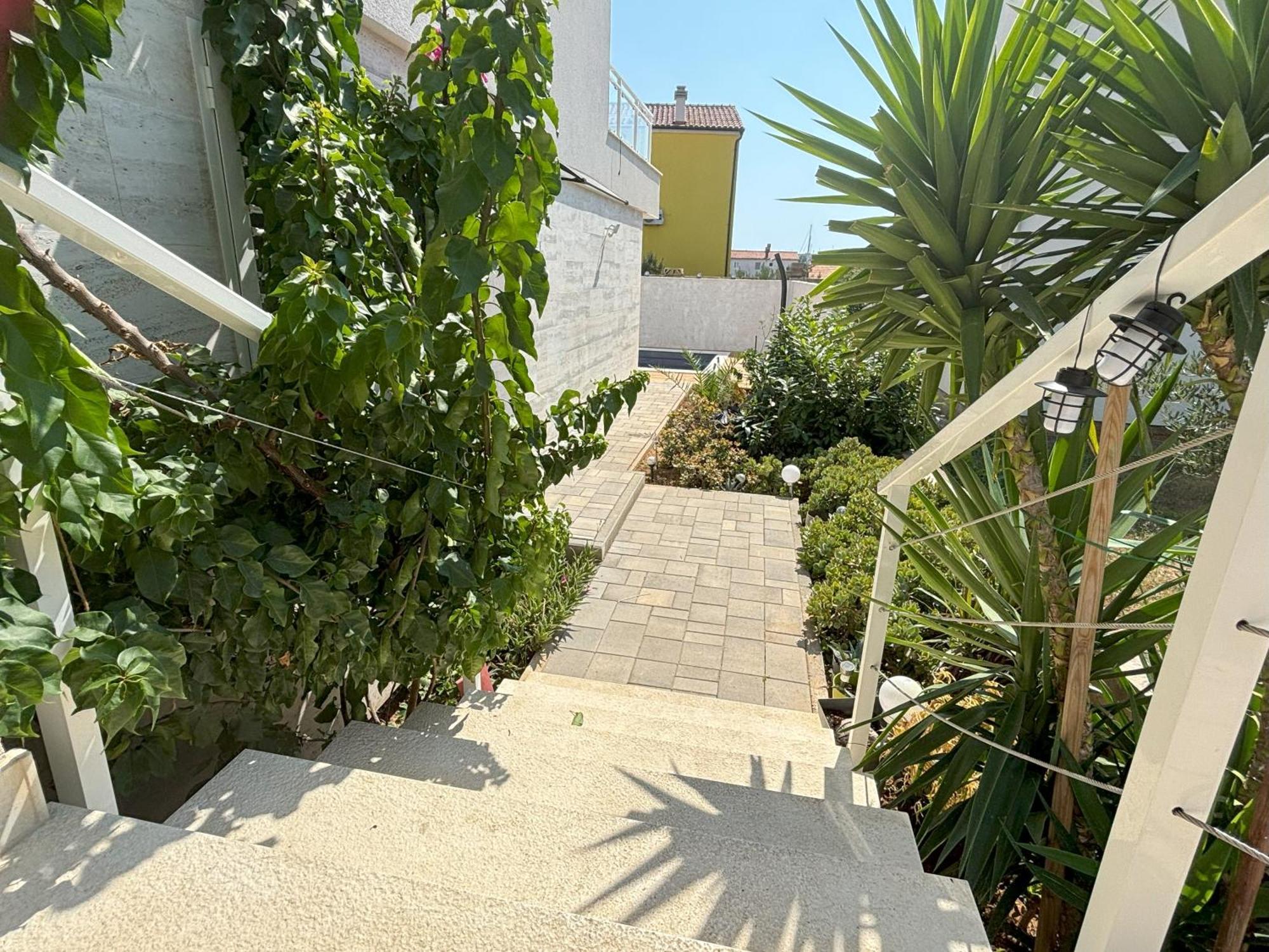 Vila Regina Apartment Rex With Swimming Pool 耶泽拉 外观 照片
