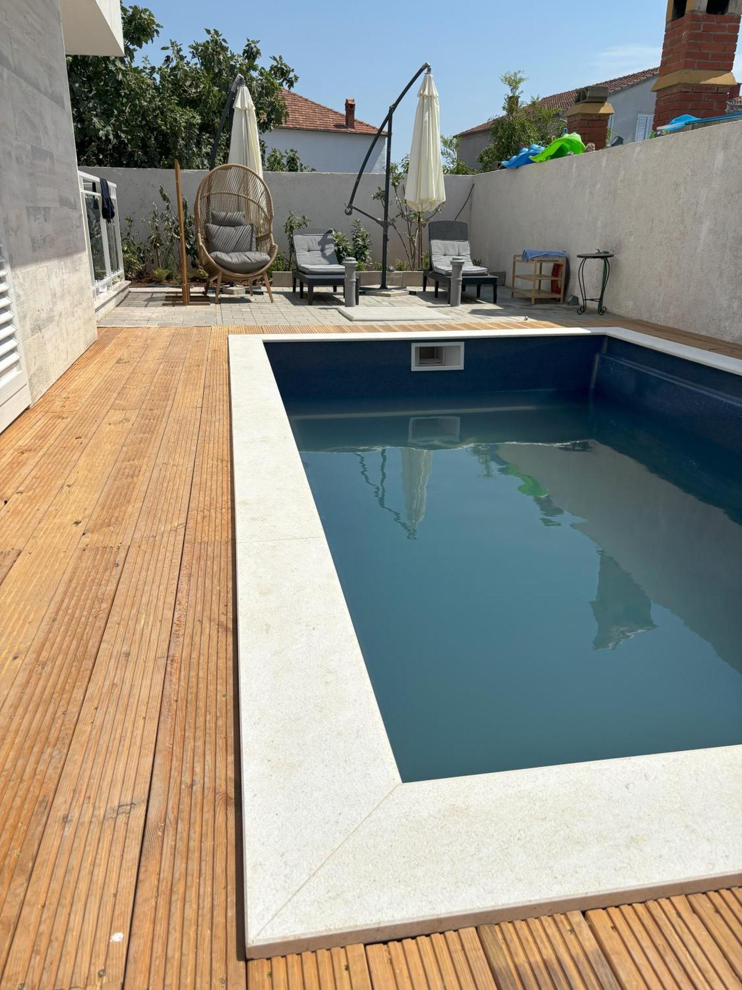 Vila Regina Apartment Rex With Swimming Pool 耶泽拉 外观 照片